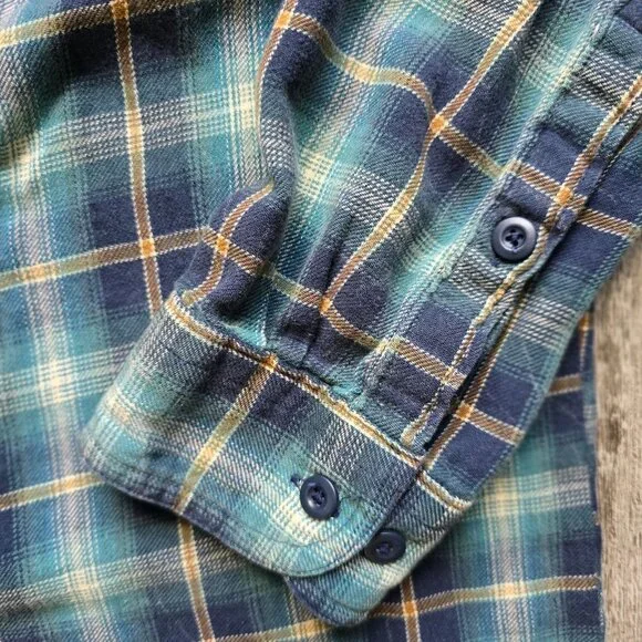 Woolrich Flannel Shirt Men Large Green Plaid Long Sleeve Button Up Flap Pockets - Picture 5 of 13